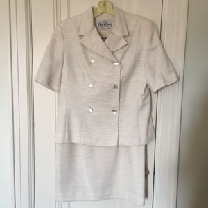 Oleg Cassini Short Sleeve Skirt Suit